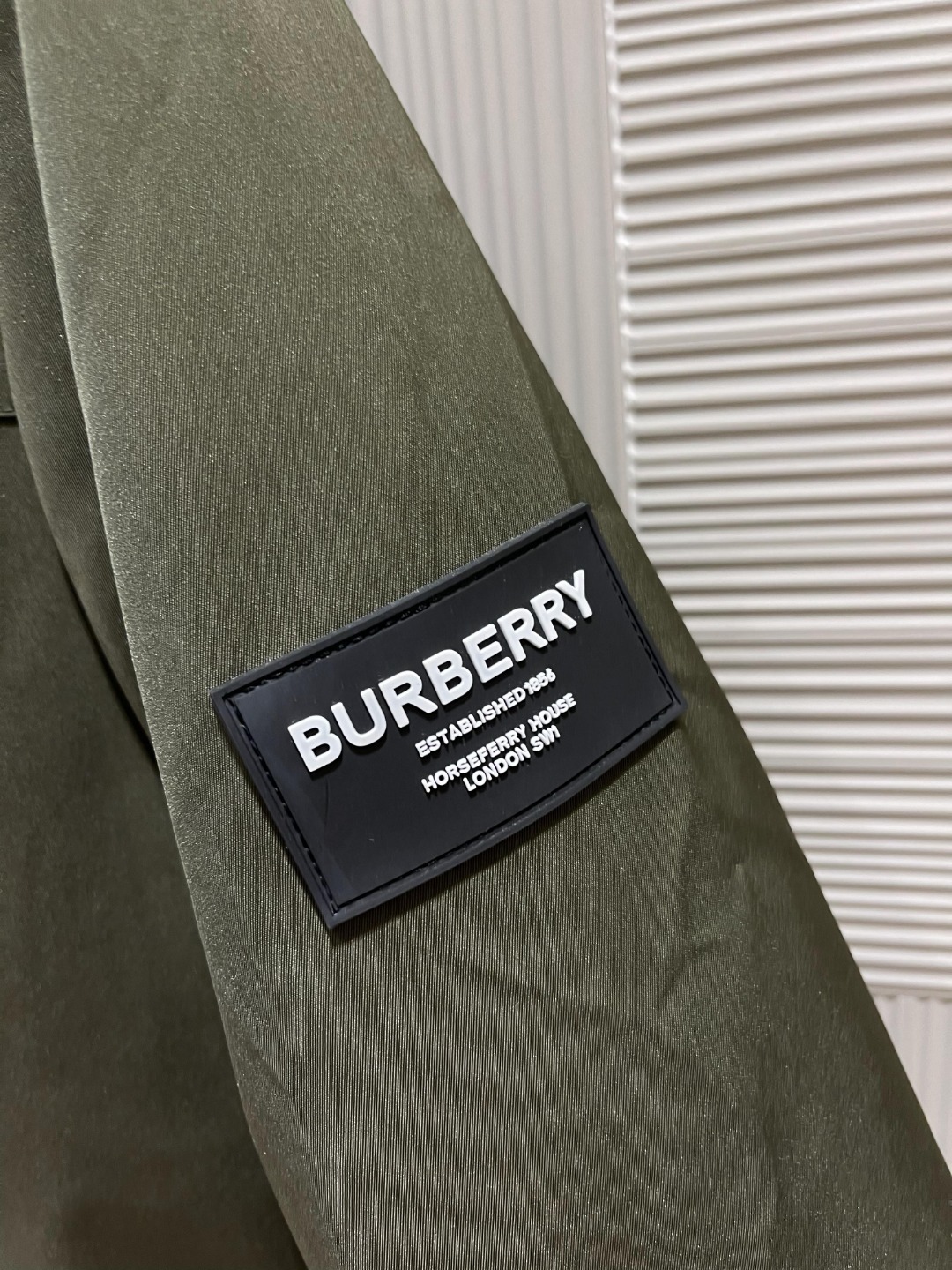 2022秋冬Burbe*ry 连帽风雪服羽绒外套