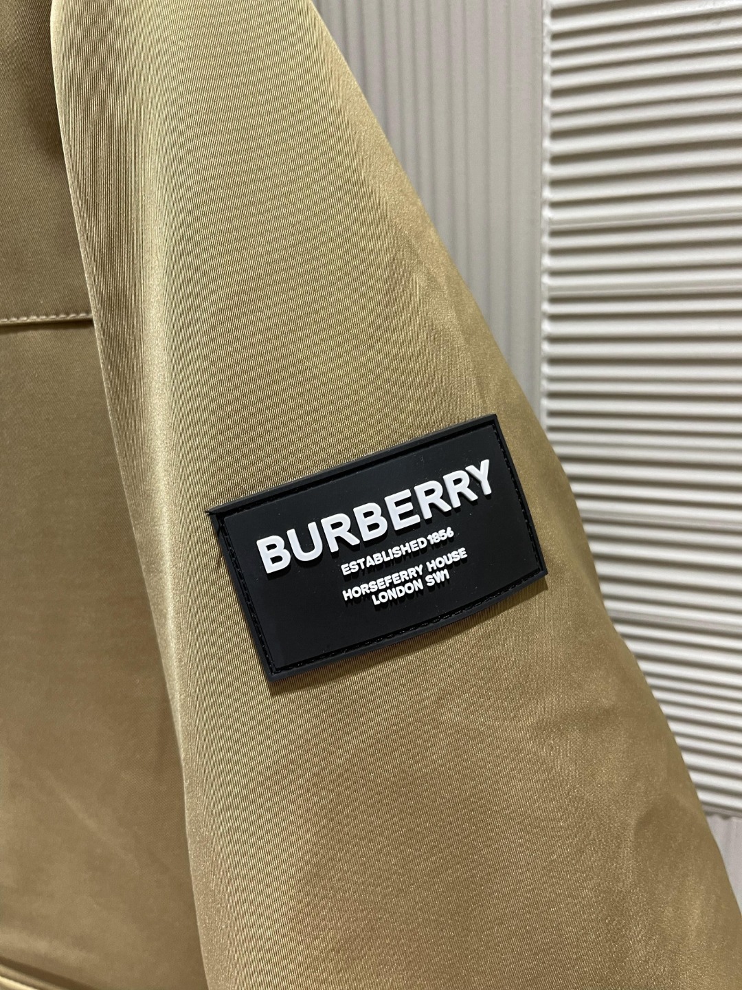 2022秋冬Burbe*ry 连帽风雪服羽绒外套