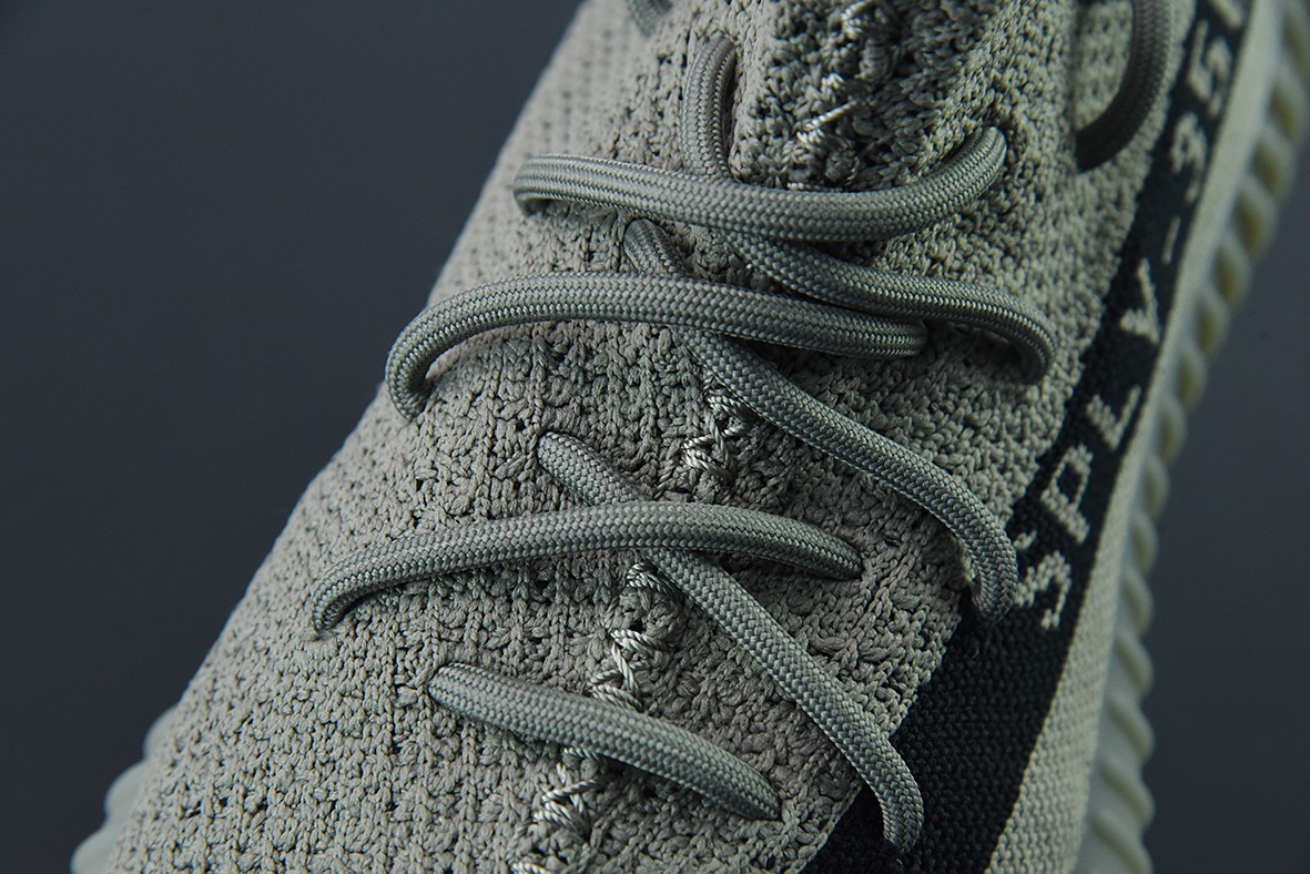 adidas originals Yeezy boost 350 V2 花岗岩男女同款椰子跑鞋 货号:HQ2059