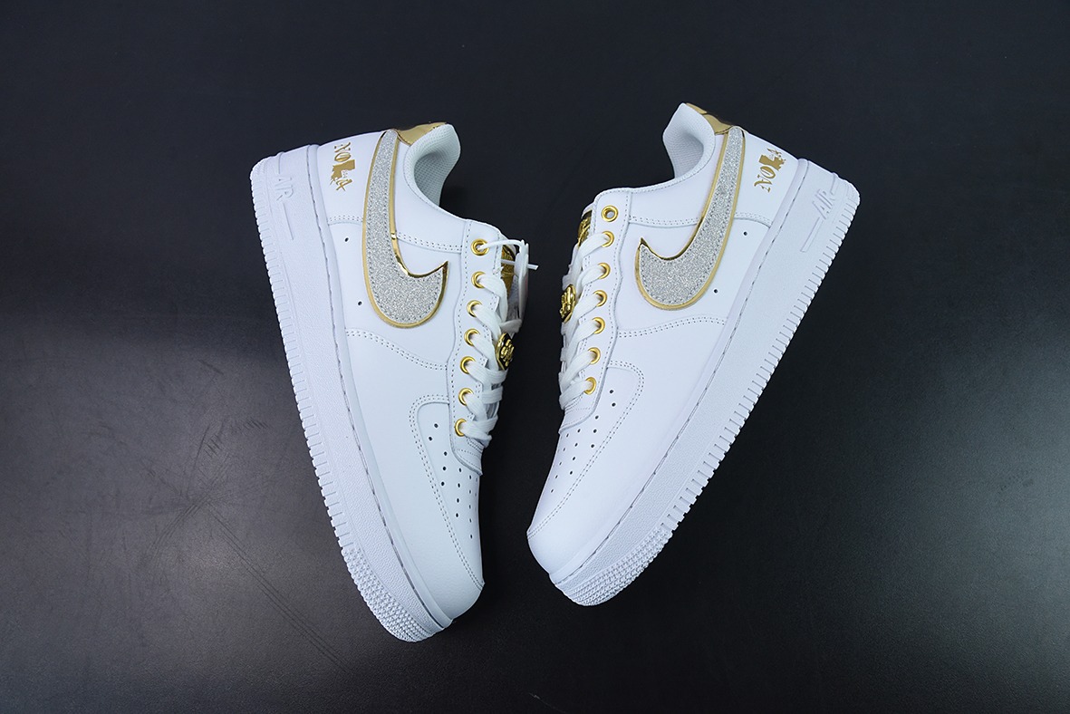 Nike Air Force 1 Low 白金 空军一号低帮运动休闲板鞋 货号:DV4248-222