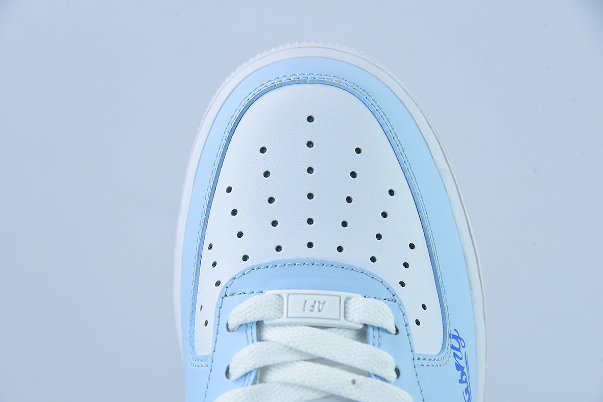 Nike Air Force 1 ’07 白蓝二次元涂鸦 空军一号低帮百搭休闲运动板鞋货号:CW2288-669
