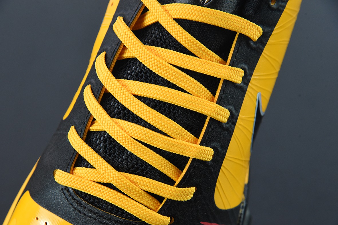 Nike Kobe 5 Bruce Lee Alt 黑黄李小龙男子运动球鞋 货号：CD4991-101-700