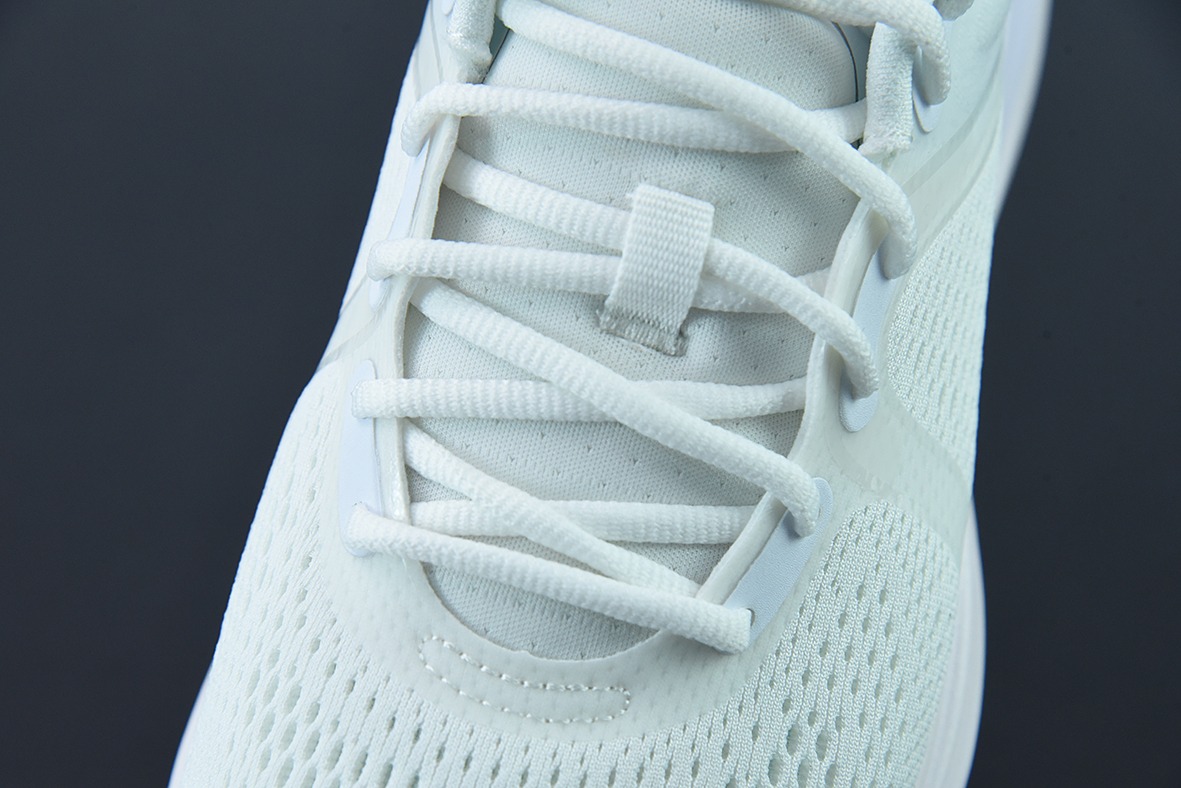 露露乐蒙/Lululemon W Blissfeel Run Low 布利斯系列低帮女士健身训练透气休闲运动慢跑鞋“网织纯白”LW9EF2S