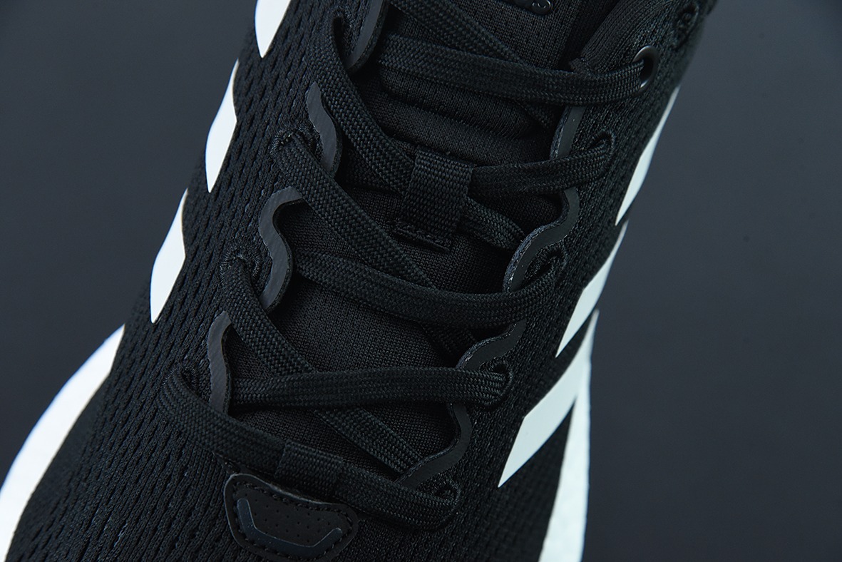 阿迪达斯 Pureboost 21 PB21代 爆米花大底 运动休闲跑步鞋 官方货号:GW4832