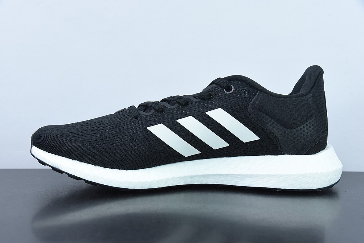 阿迪达斯 Pureboost 21 PB21代 爆米花大底 运动休闲跑步鞋 官方货号:GW4832