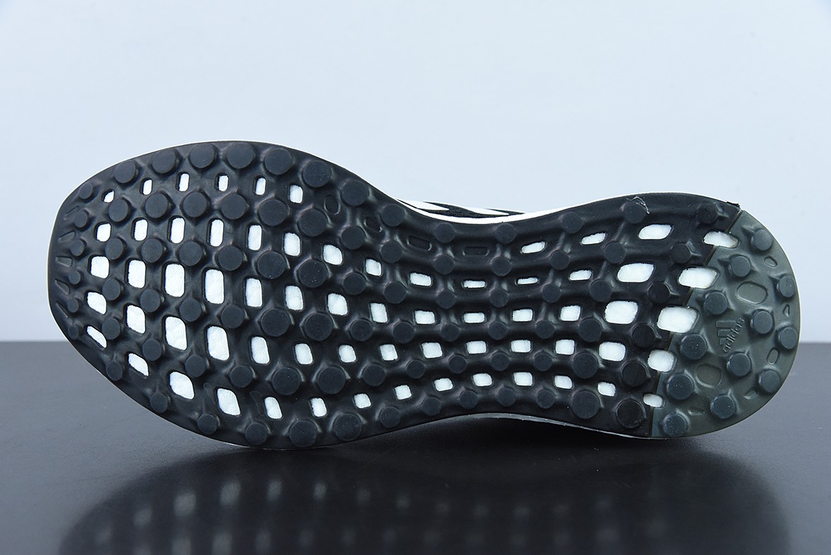 阿迪达斯 Pureboost 21 PB21代 爆米花大底 运动休闲跑步鞋 官方货号:GW4832