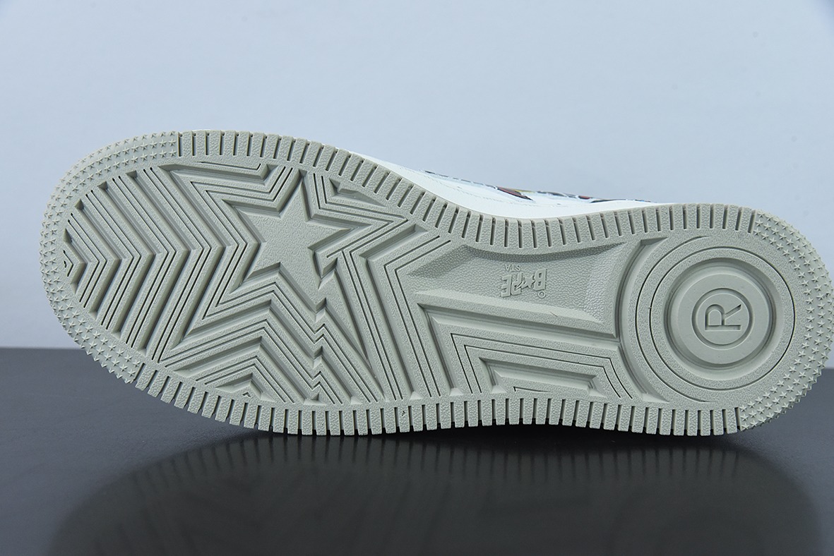 Medicom Toy Exhibition x Bape STA "BE@RCAMO"暴力熊联名款男女同款运动鞋