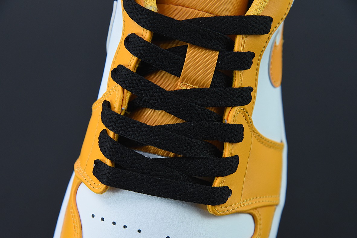 Air Jordan AJ1 Low 低帮系列 黑白黄出租车低帮休闲男士板鞋 553558-701