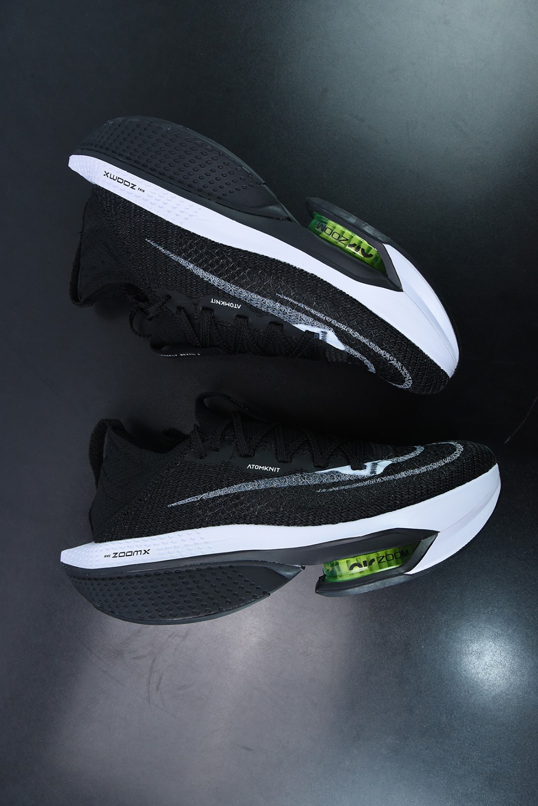 Air ZoomX AlphaFly NEXT% 2"Black/White"阿尔法2代系列马拉松气垫轻量超跑竞速运动慢跑鞋DV9422-400