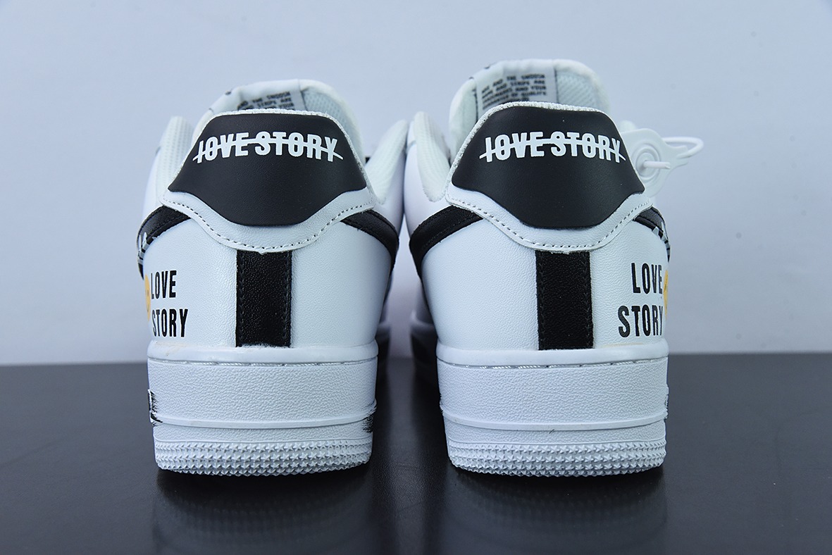 Nike Air Force 1 '07 Low 白黑黄笑脸低帮男女同款运动鞋 货号：DO5220-176