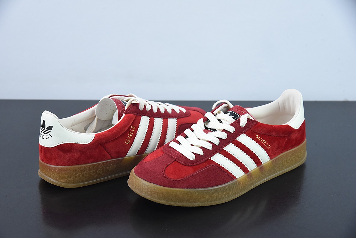 古驰Gucci x 德国运动品牌阿迪达斯Adidas Originals Gazelle"Esquisite Gucci"羚羊系列红色天鹅绒