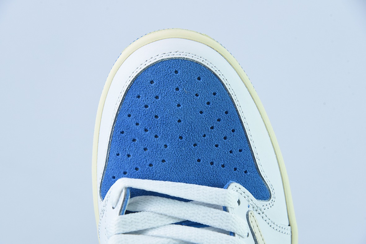 Fragment x Travis Scott x Air Jordan 1 Low 三方联名倒钩低帮休闲板鞋原盒出货货号:CQ4277 212
