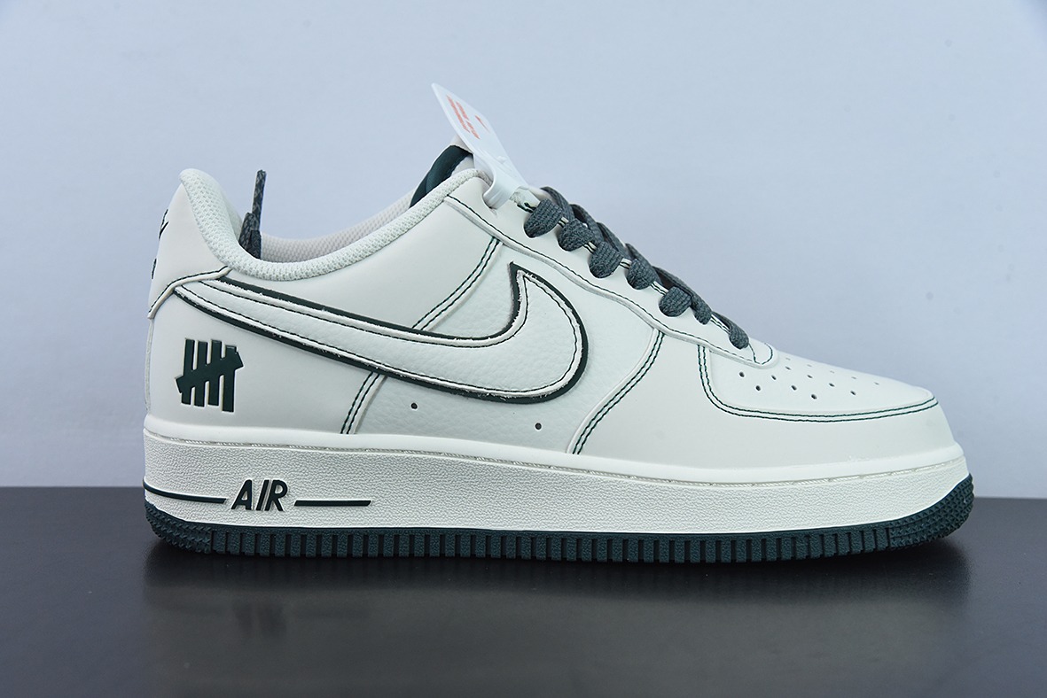 Undefeated x Nike Air Force 1 Low 米绿色 空军一号低帮货号:UN3699-066