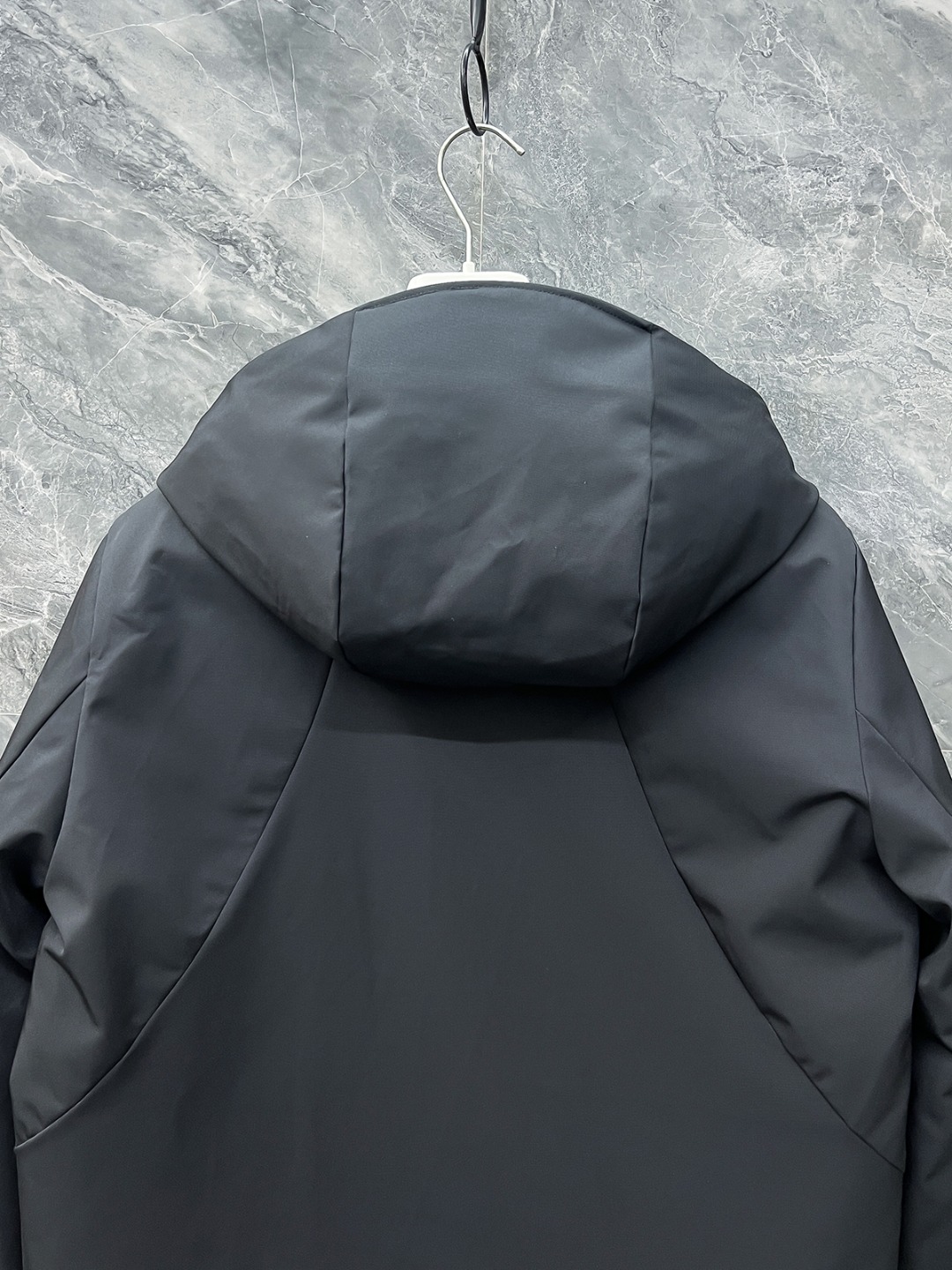 2022秋冬Mon*ler Grenble压胶滑雪羽绒服