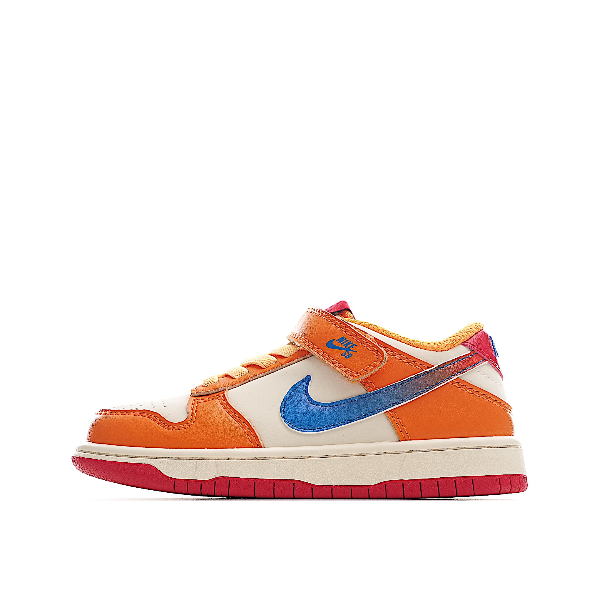 NO:339069,Nike Dunk Low sports shoes are now back with durable leather, classic shoe shape and outstanding texture to welcome the love of the new generation. This classic sports shoes use high-quality leather uppers to shape the outstanding appearance and extraordinary foot feel, highlighting the style of the 1980s. Modern footwear technology has brought the comfort experience to a new level. Born in 2000, Dunk, which was popular in 2019, has set off a fashion trend and finally swept the world, becoming a timeless classic. Item No. 6101 Size 24-37.5, special price, sneakers,19860909Nike Dunk Low运动童鞋现携耐穿皮革、经典鞋型和出众质感强势回归,迎接新生代之爱.这款经典运动鞋款采用优质皮革鞋面,塑就出众外观和非凡脚感,彰显80年代风范,现代鞋类技术令舒适体验跃升至全新境界.诞生于 年的Dunk凭借其独特学院配色风靡一时,就此掀起时尚风潮,并最终席卷全球,成为历久不衰的经典之作. 货号6101 尺码24-37.5,特价款,sneakers,,Children's