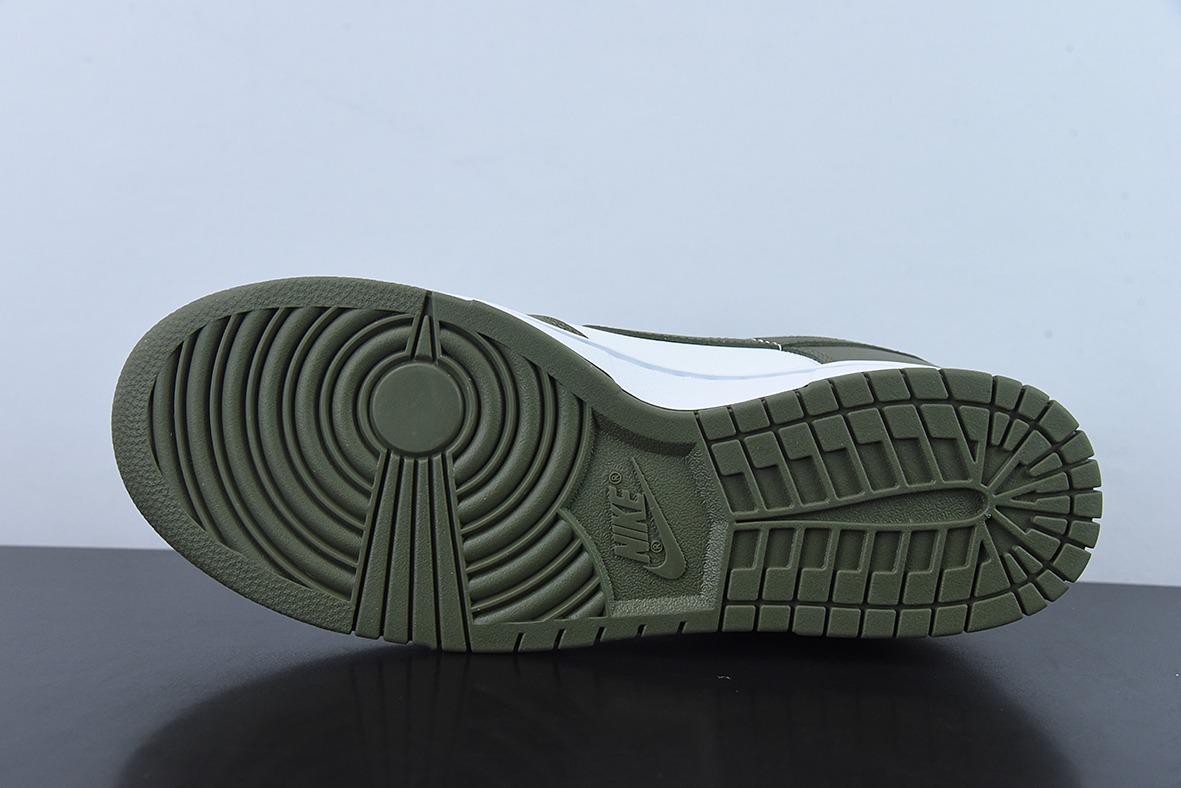 Nike Dunk Low “Medium Olive” 白橄榄绿低帮休闲板鞋  货号：DD1503-120