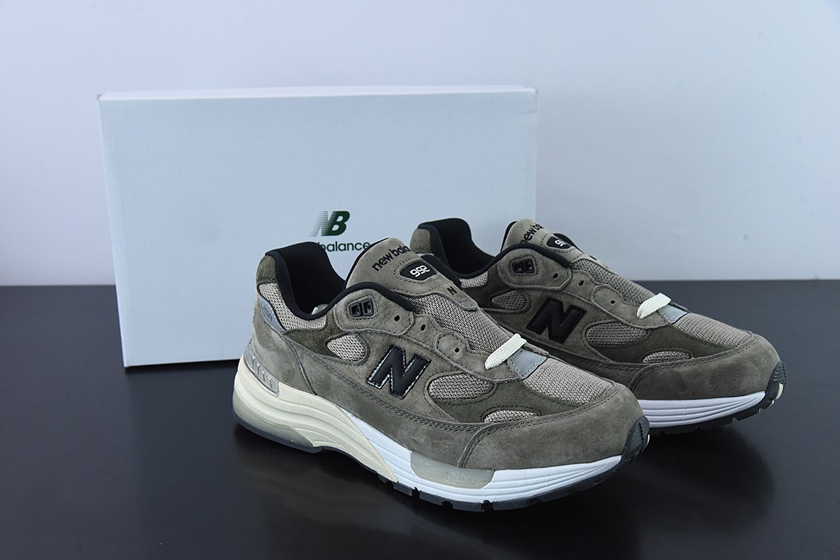 JJJJound x New Balance M992J2 联名总统复古慢跑鞋黑灰名媛网