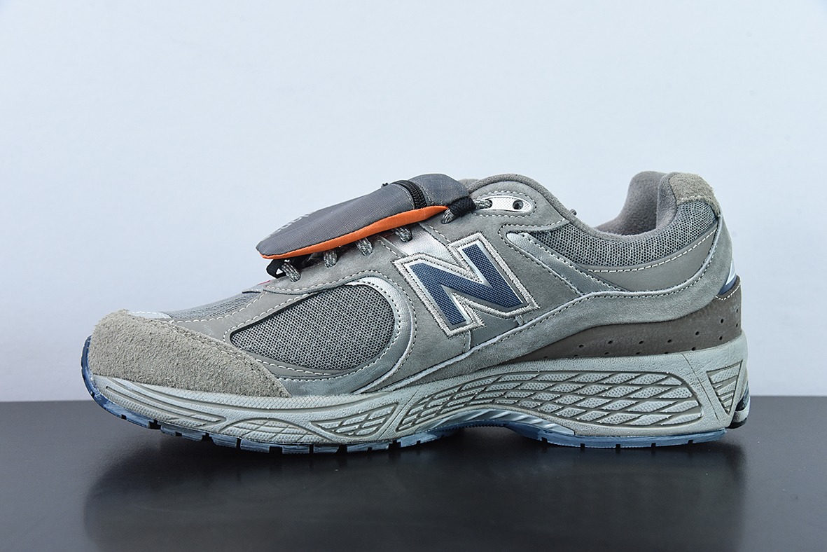 New Balance 新百伦M2002RVA 复古跑鞋/口袋 灰银 2022最款