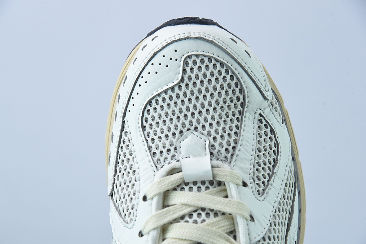 New Balance NB1906R 白灰做旧潮流复古休闲跑步鞋 M1906RP