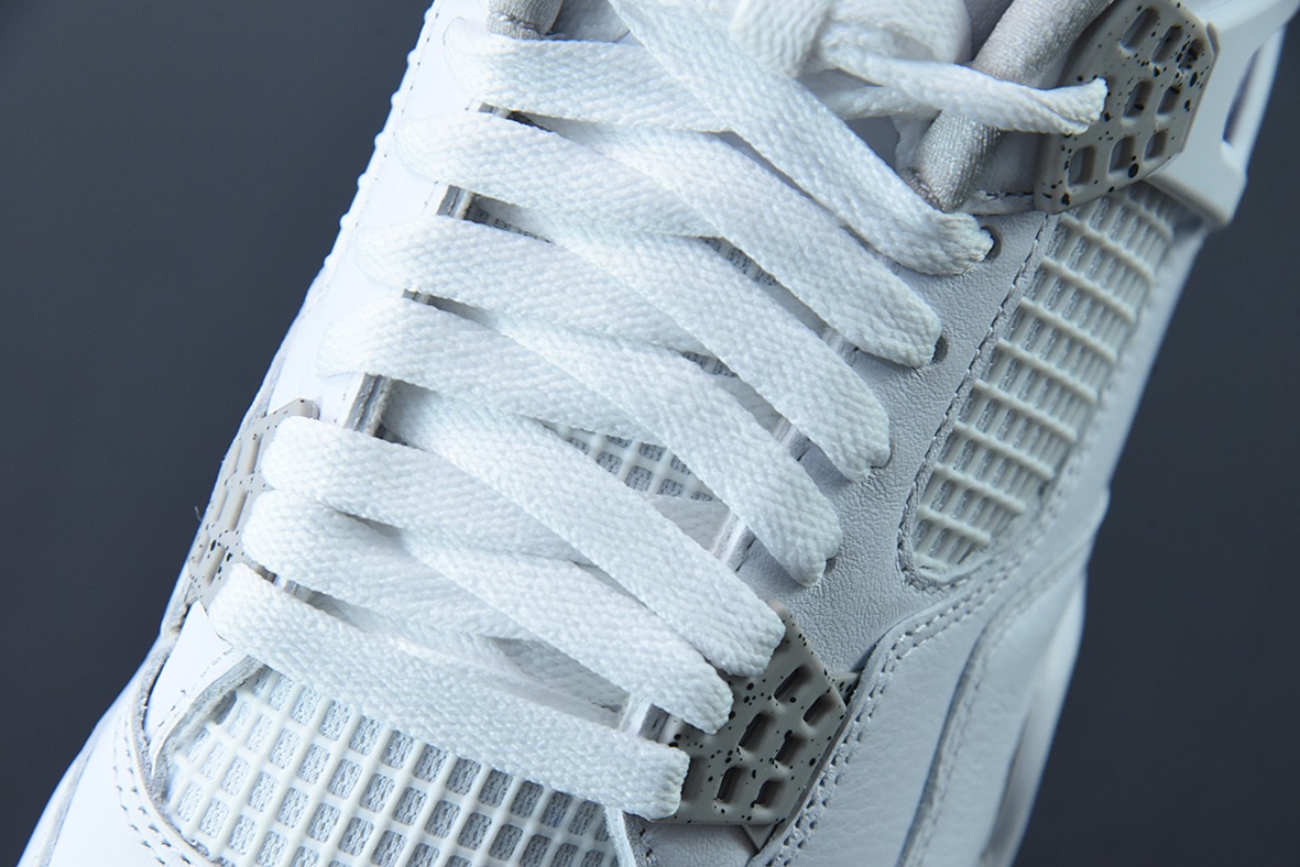 Air Jordan 4“White Oreo”KLAJ4 白奥利奥低帮运动鞋 尺码：CT8527-100