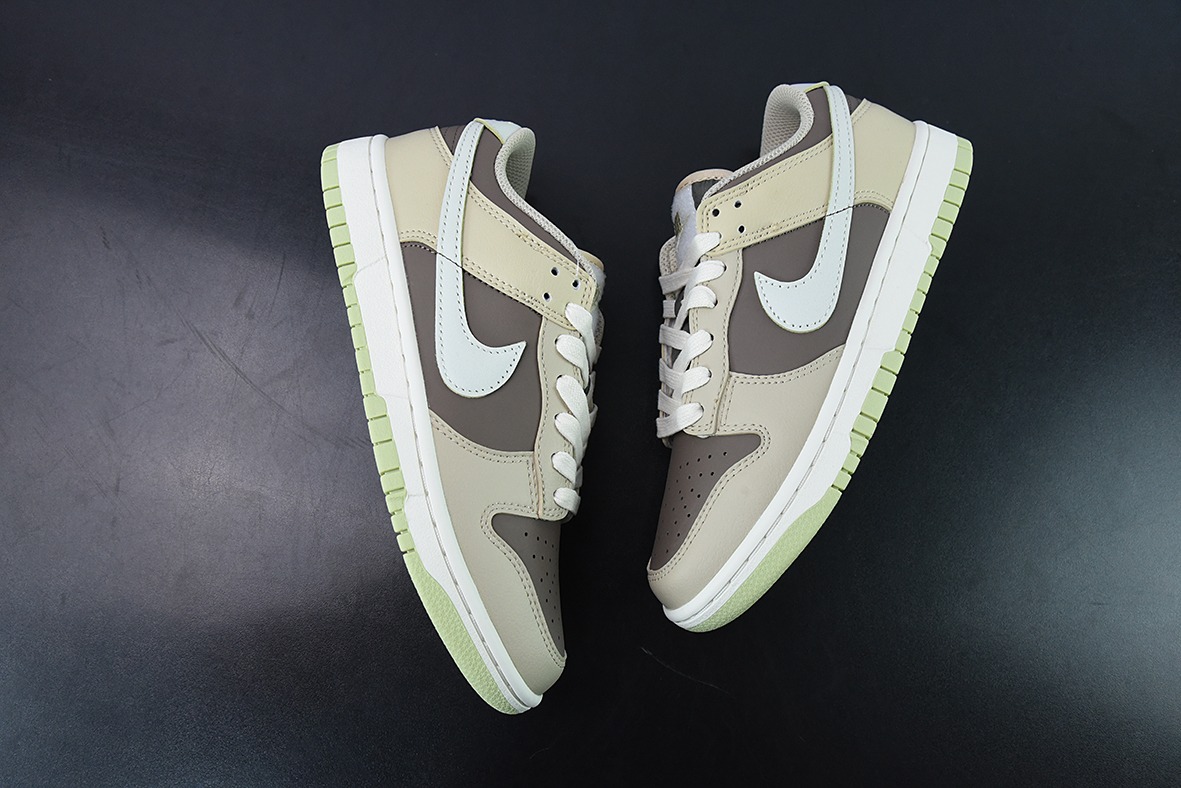 Nike Wmne SB Dunk Low"Brown/Mocha"扣篮系列低帮休闲运动滑板板鞋“皮革米棕”FB4961-012