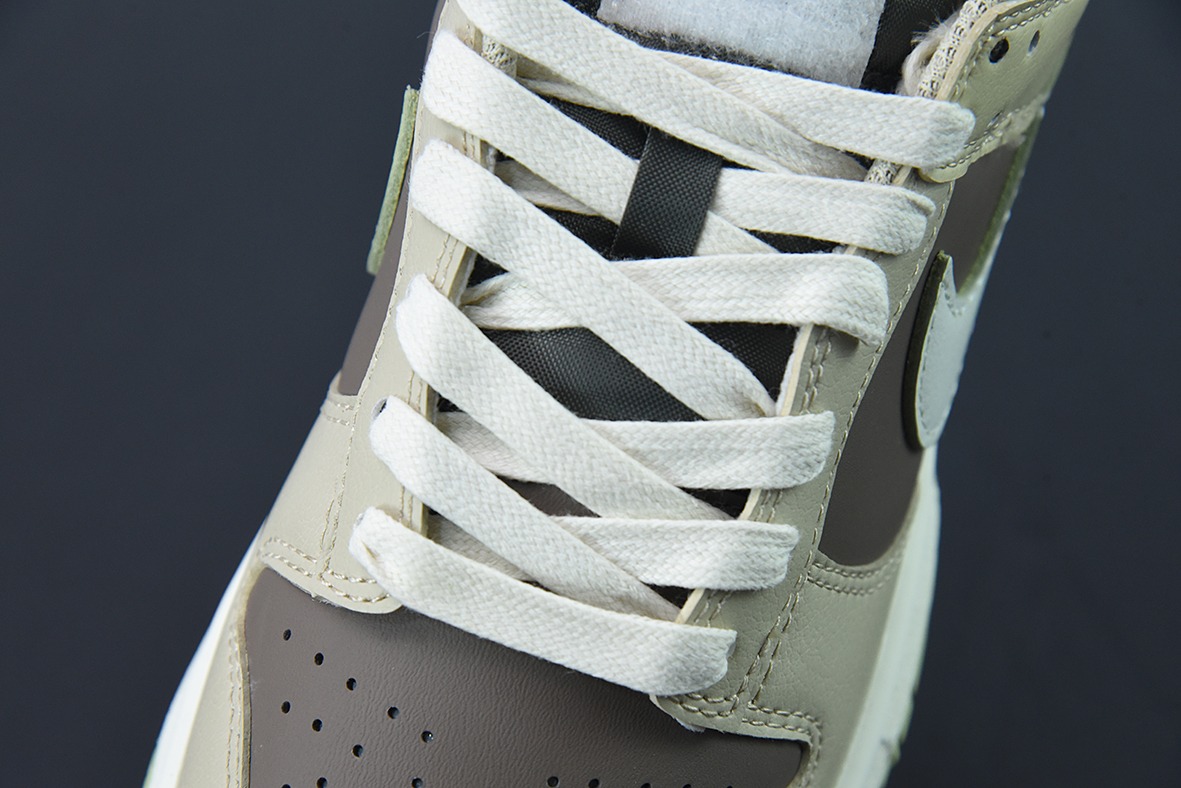Nike Wmne SB Dunk Low"Brown/Mocha"扣篮系列低帮休闲运动滑板板鞋“皮革米棕”FB4961-012