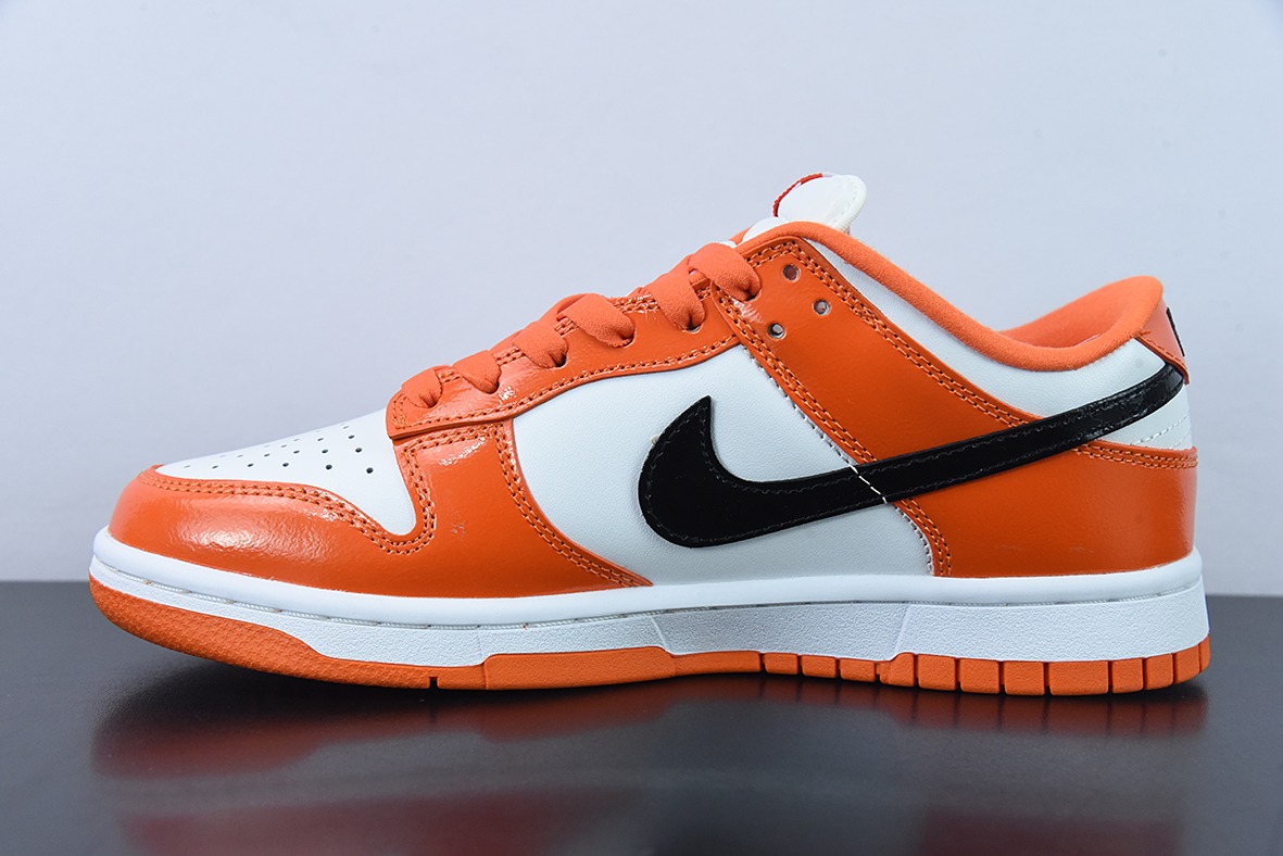 Nike SB Dunk Low  漆皮南瓜 白黑橙男女同款运动鞋板鞋 货号：DJ9955-800