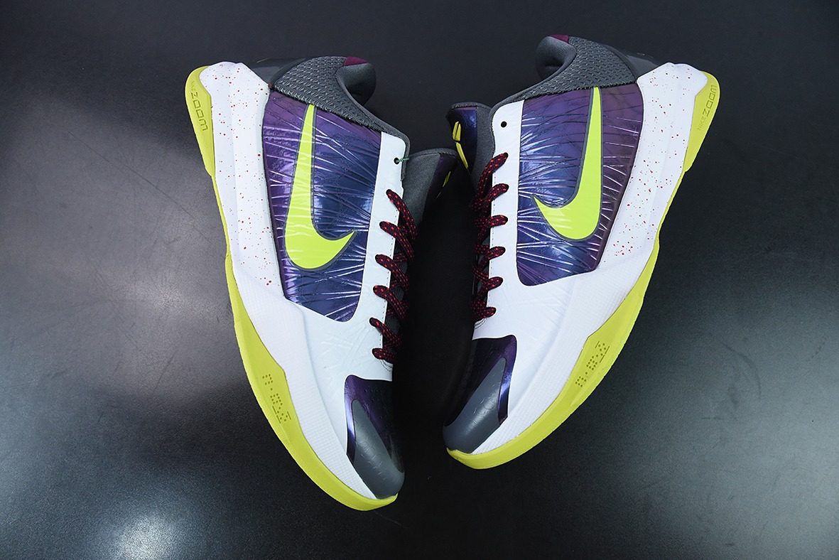 Nike Zoom Kobe 5 ZK5小丑白紫绿科比5代球鞋s2纯原版 偏小0.5-1码 货号： CD4991-100