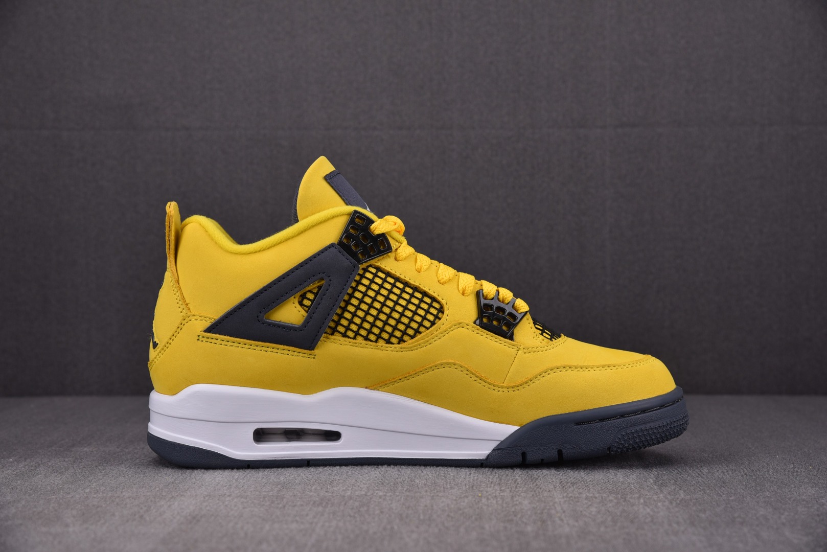 AJ4黑黄电母鞋码40-48.5总裁R版出品-AirJordan4RetroLightningRelea