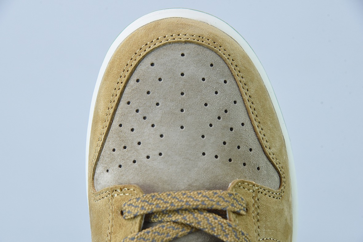 Otomo Katsuhiro x Nike SB Dunk Low "Steamboy OST"麂皮绿棕低帮运动鞋 货号:ST1391 202