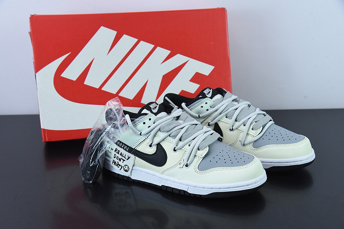 NK Dunk Low Retro 解构定制配色 米黄灰黑笑脸低帮休闲板鞋 货号：DD1391-100