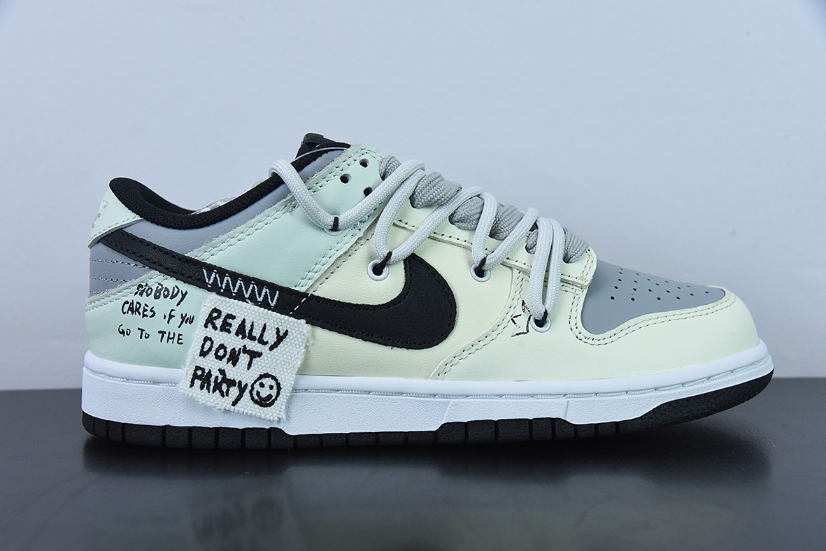 NK Dunk Low Retro 解构定制配色 米黄灰黑笑脸低帮休闲板鞋 货号：DD1391-100