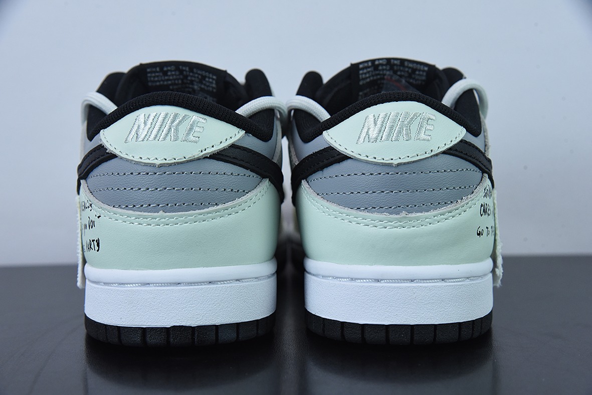 NK Dunk Low Retro 解构定制配色 米黄灰黑笑脸低帮休闲板鞋 货号：DD1391-100
