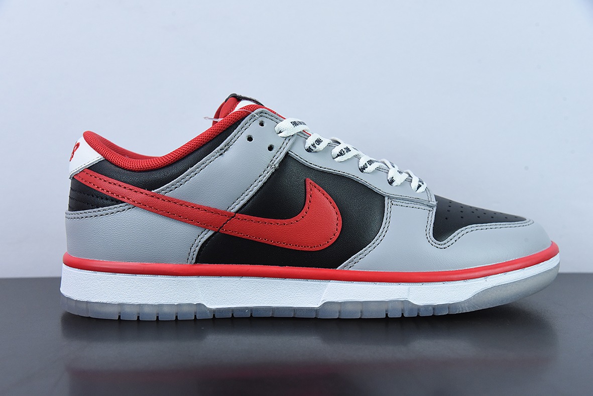Nike SB Dunk Low “CAU Athletics” 黑灰红 大学联名低帮休闲板鞋 货号:DR6189 001