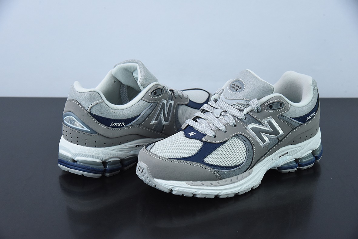 Thisisneverthat x New Balance 2002R 复古休闲运动鞋 M2002RTH