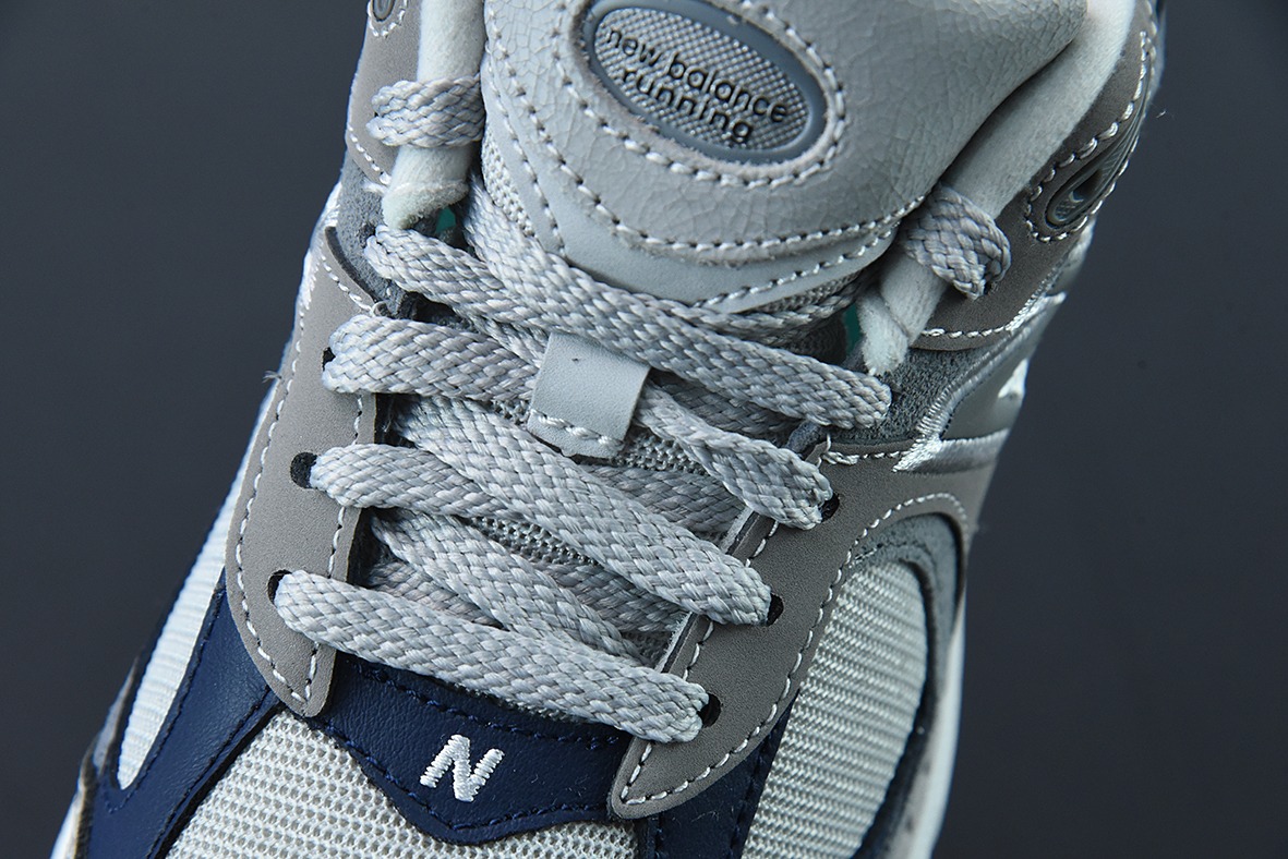 Thisisneverthat x New Balance 2002R 复古休闲运动鞋 M2002RTH