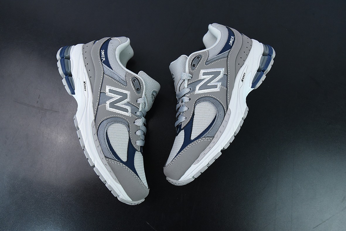 Thisisneverthat x New Balance 2002R 复古休闲运动鞋 M2002RTH