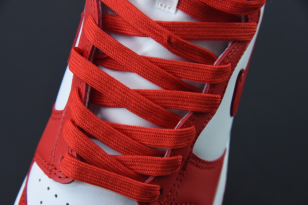 NK SB Dunk High "University Red" 大学红配色高帮男子篮球鞋 货号:DD1399 106