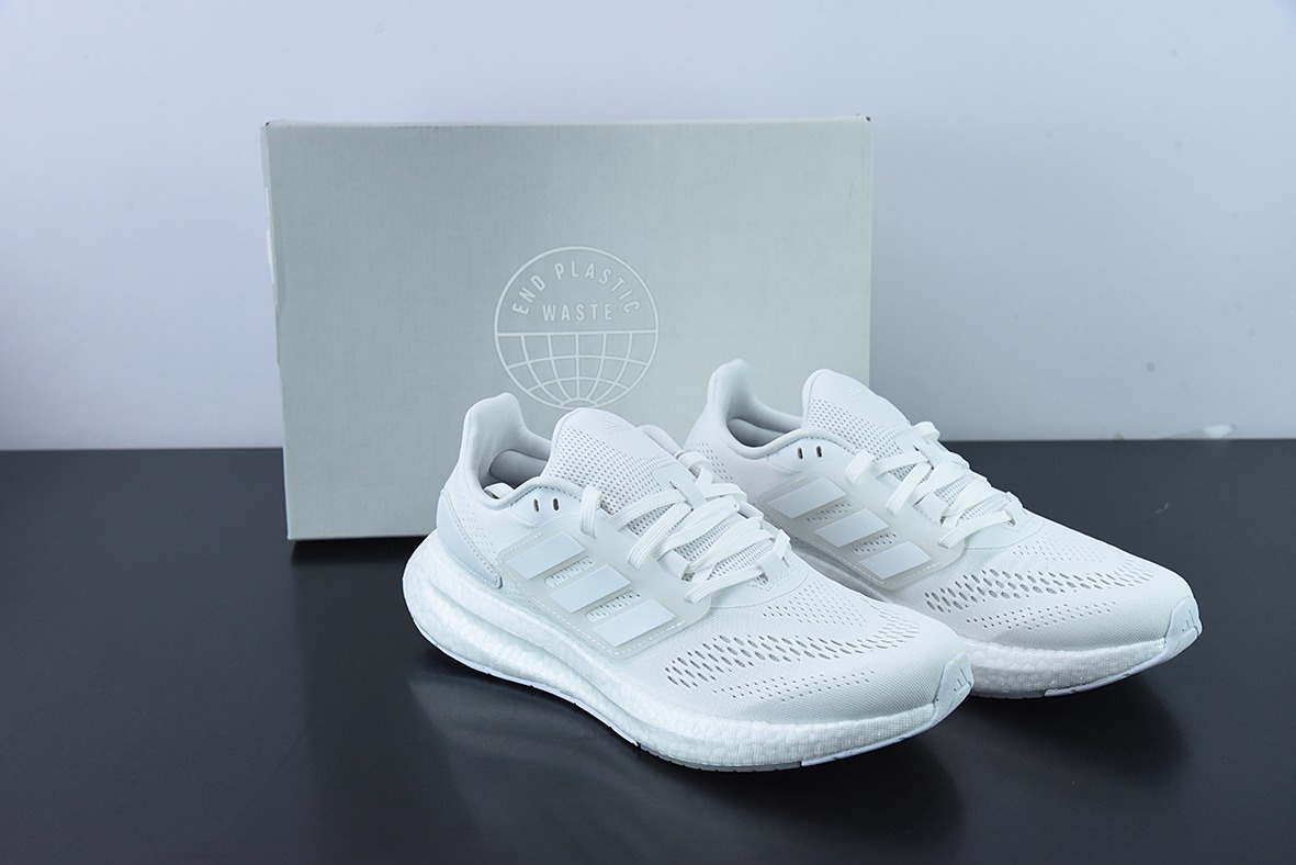 AD PureBoost PB22爆米花缓震跑步鞋 好货：GY4705