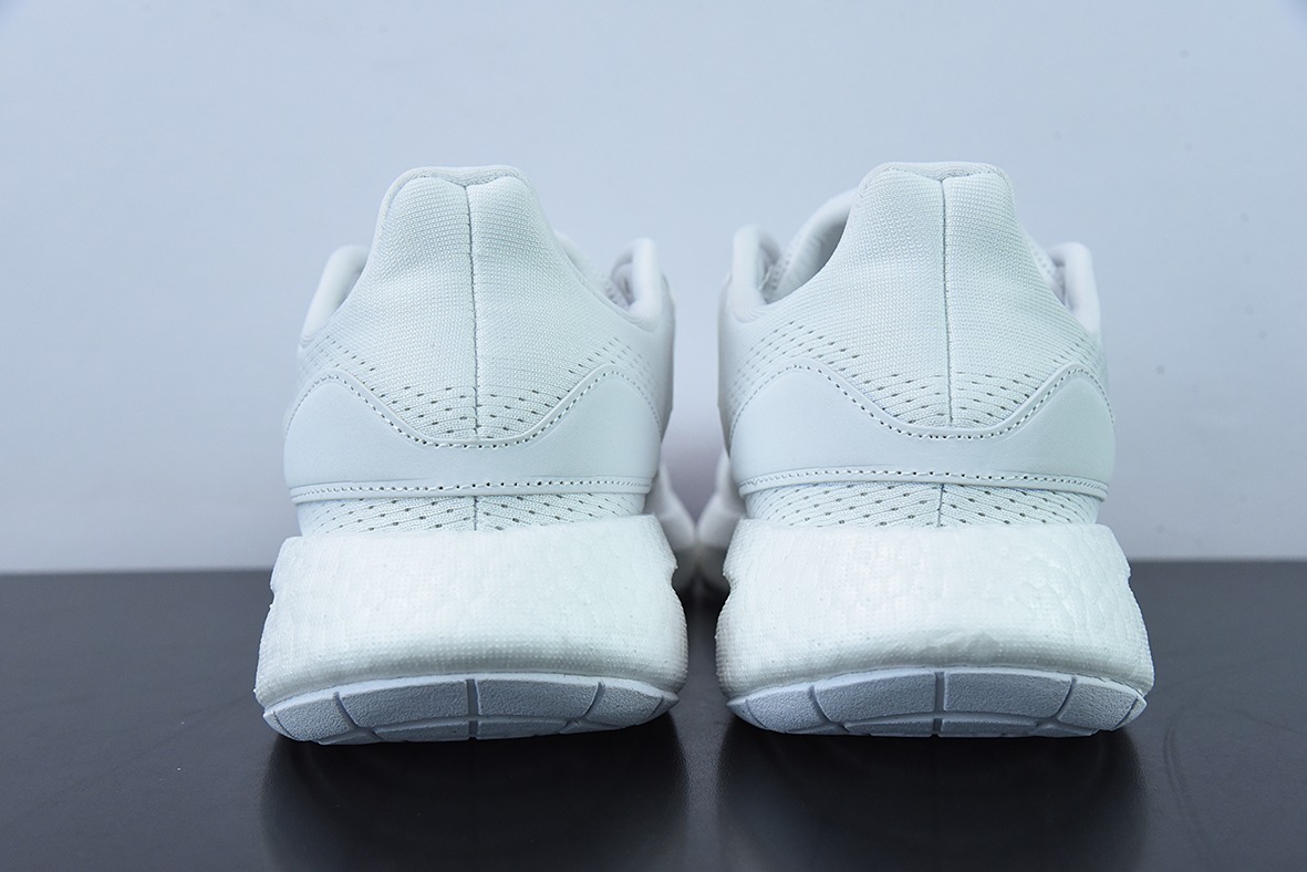 AD PureBoost PB22爆米花缓震跑步鞋 好货：GY4705