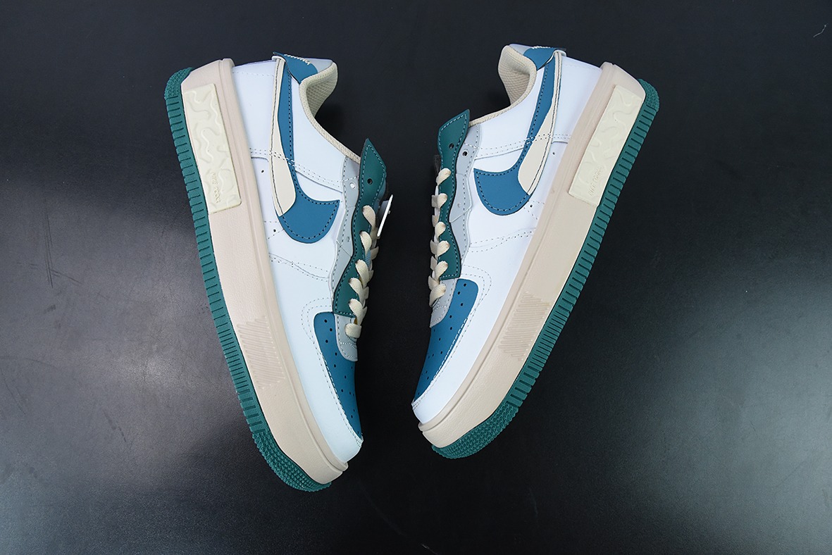 Nike Air Force 1 Fontanka“violet” 空军一号低帮运动休闲板鞋货号:CW6688-604