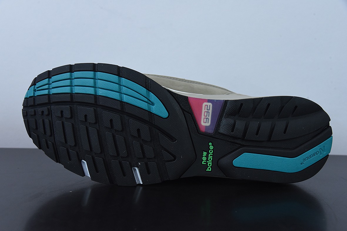 WTAPS x New Balance M992WT 新百伦NB992 联名总统复古慢跑鞋 灰绿