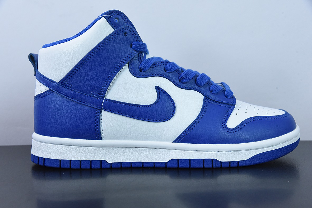 NIKE SB Dunk High "Game Royal" 经典白蓝配色  SB高帮板鞋 货号：DD1399-102