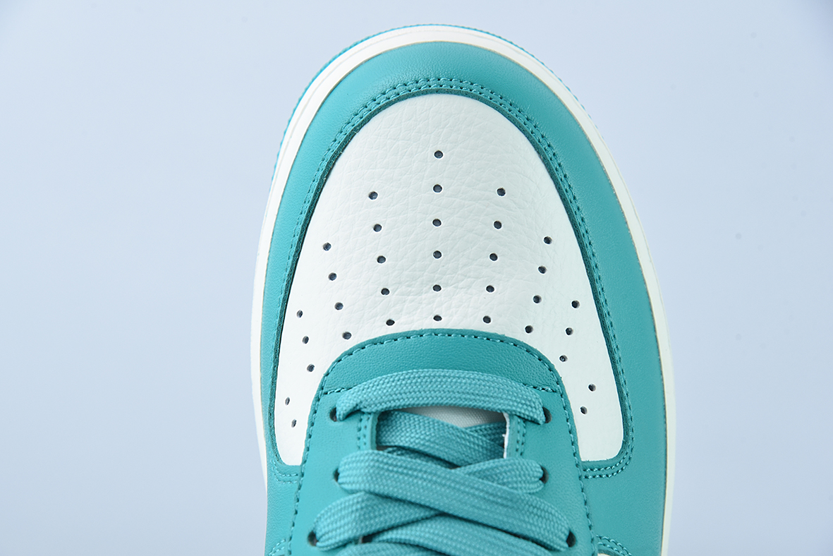 Nike Air Force 1 Low ’07 米黑绿配色 空军一号低帮休闲板鞋 货号:GH5696-302