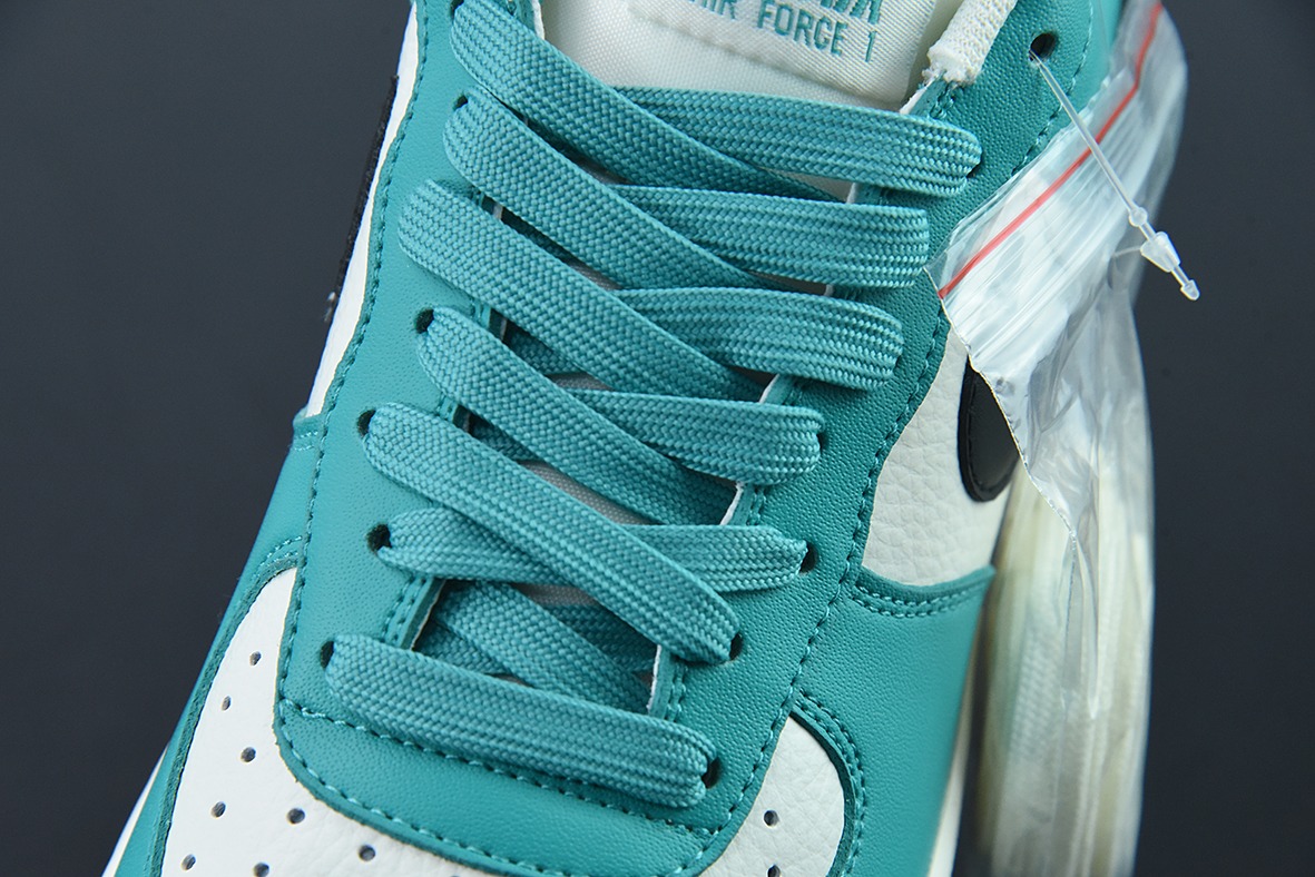 Nike Air Force 1 Low ’07 米黑绿配色 空军一号低帮休闲板鞋 货号:GH5696-302