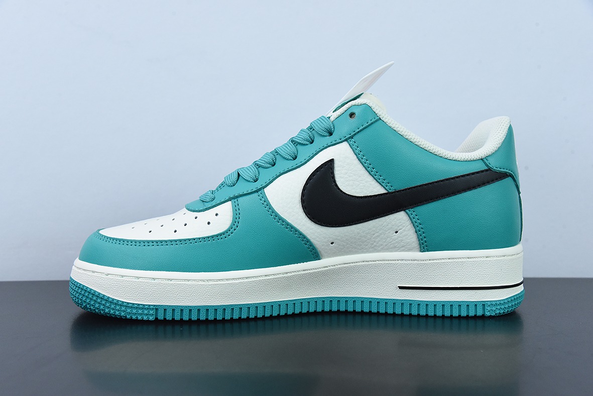 Nike Air Force 1 Low ’07 米黑绿配色 空军一号低帮休闲板鞋 货号:GH5696-302