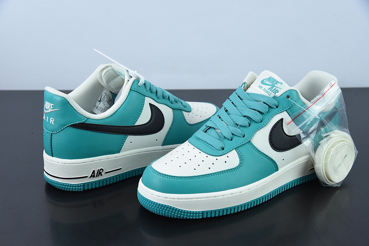 Nike Air Force 1 Low ’07 米黑绿配色 空军一号低帮休闲板鞋 货号:GH5696-302