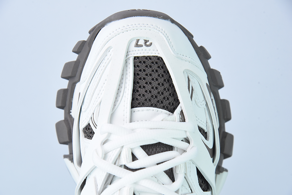 Balenciaga 巴黎世家 Track Sneaker 巴黎世家三代 户外概念复古老爹鞋