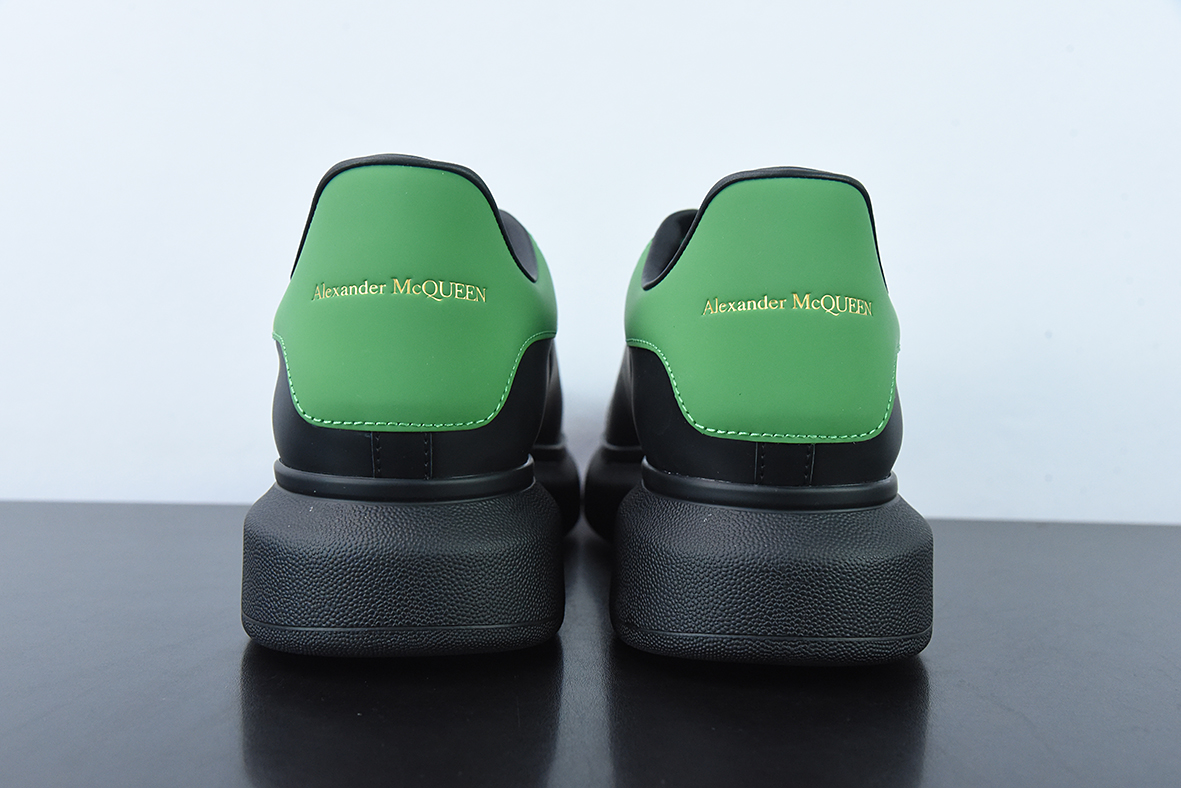 Alexander McQueen 亚历山大麦昆松糕鞋厚底增高小白鞋
