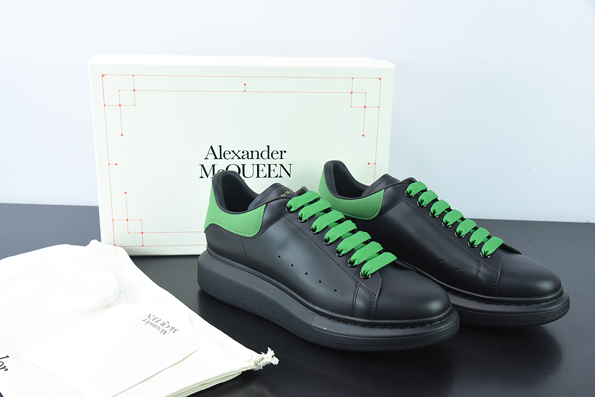 Alexander McQueen 亚历山大麦昆松糕鞋厚底增高小白鞋